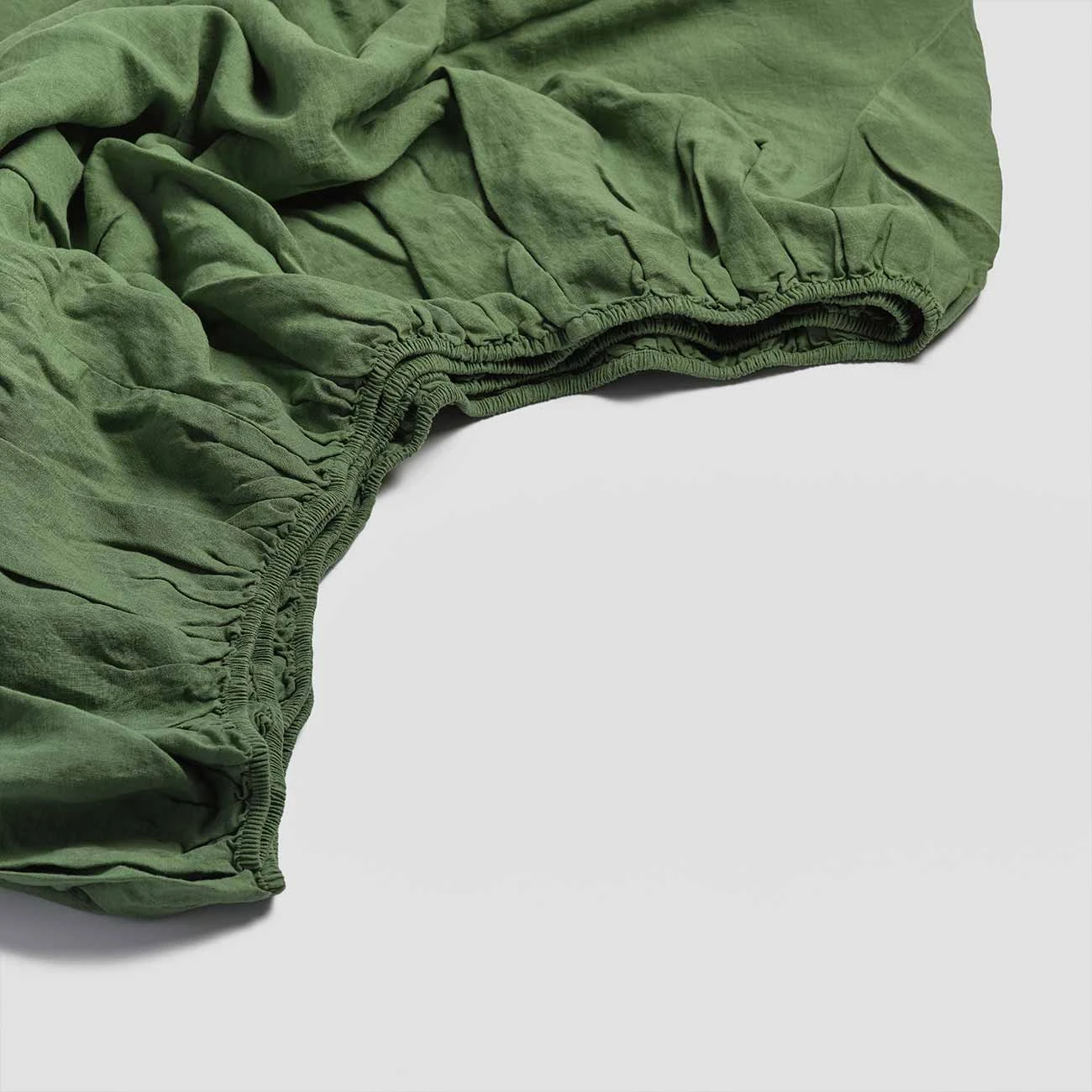 Forest Green Linen Sheet Set - Image 4