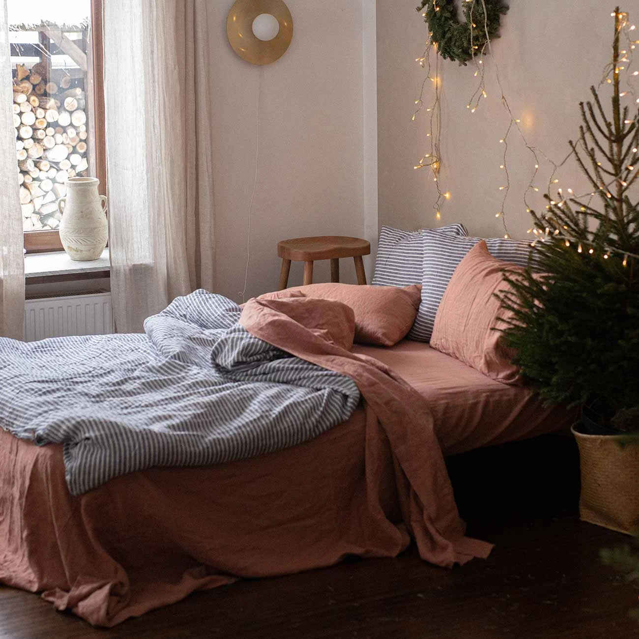 Midnight Stripe Linen Duvet Cover - Image 4