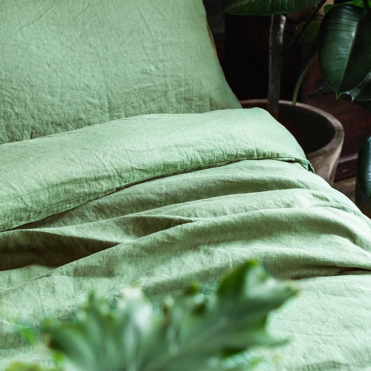 Forest Green Linen Sheet Set - Image 6