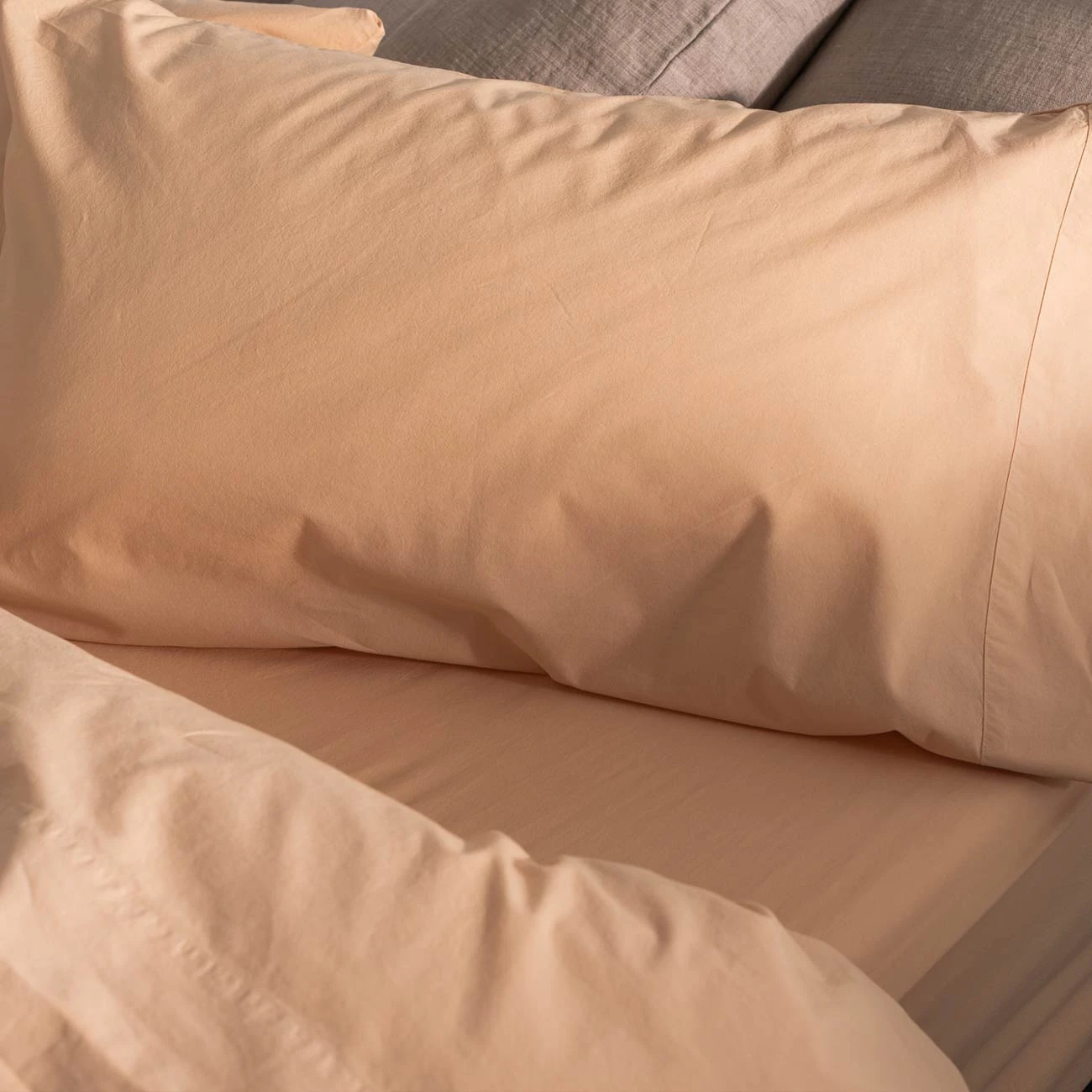 Sun Baked Washed Cotton Percale Fitted Sheet - Image 4